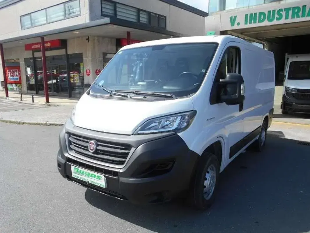 Usado Fiat Ducato 140 CV (102 kW) 2020 Blanco Van