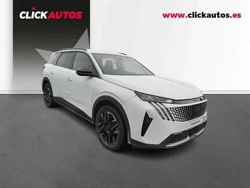 Usado Peugeot 5008 Allure 145 CV (106 kW) 2025 Blanco SUV