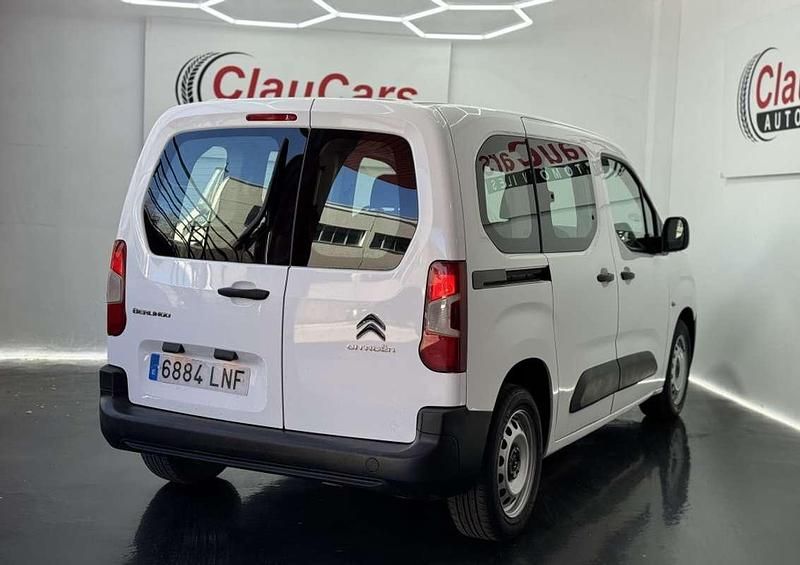 Usado Citroën Berlingo Live 102 CV (75 kW) 2021 Blanco Monovolumen