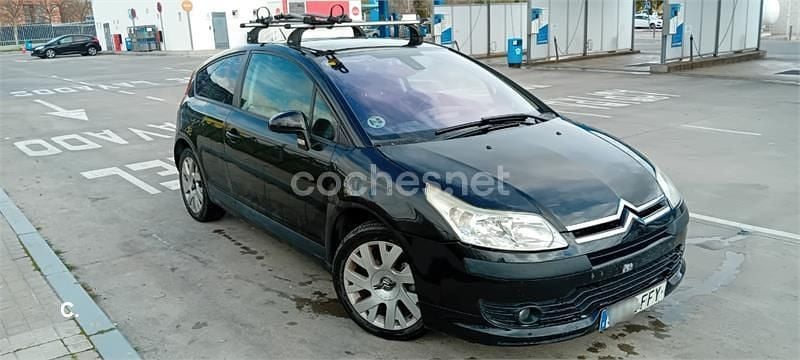 Usado Citroën C4 VTR Sport 92 CV (67 kW) 2006 Negro Berlina