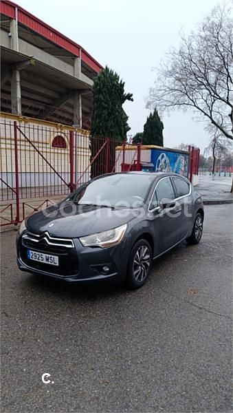 Usado Citroën DS4 Style 114 CV (83 kW) 2013 Gris / plata Utilitario