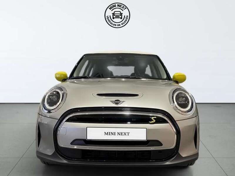 Plateado Usado 2023 Mini Cooper Essential Utilitario | 27.900 € (Precio justo) - Imagen 1/4