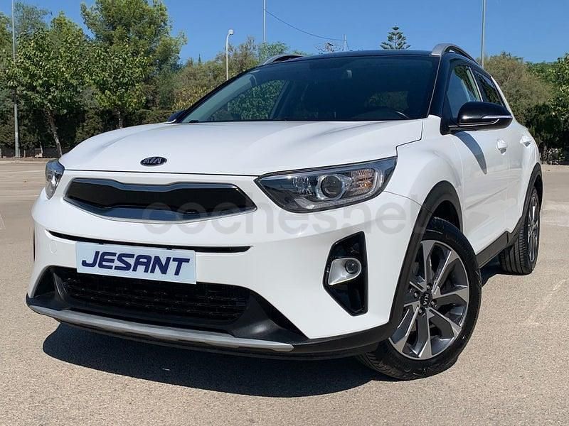 Usado Kia Stonic 100 CV (73 kW) 2020 Blanco SUV