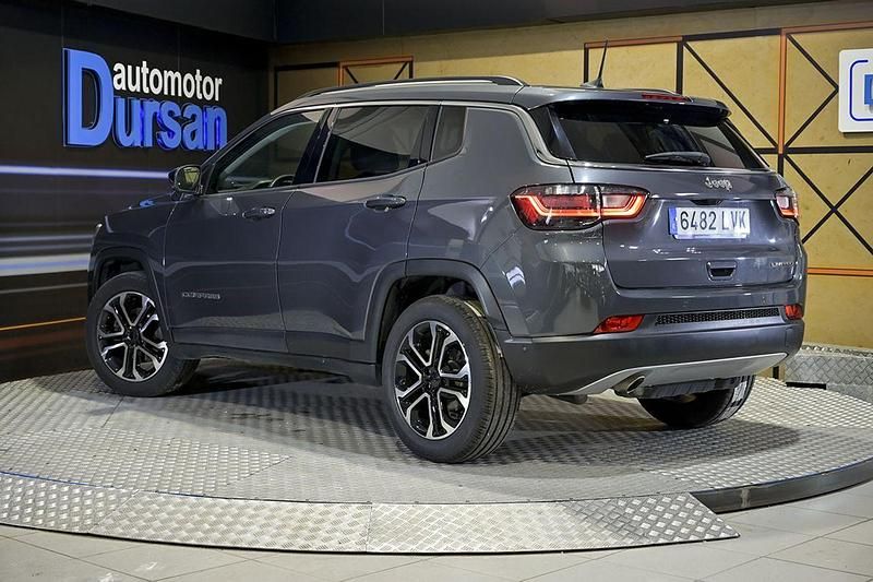 Usado Jeep Compass Limited 130 CV (95 kW) 2021 Gris SUV
