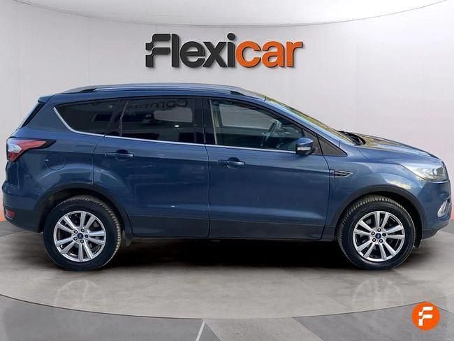 Usado Ford Kuga Trend+ 150 CV (110 kW) 2019 Azul SUV