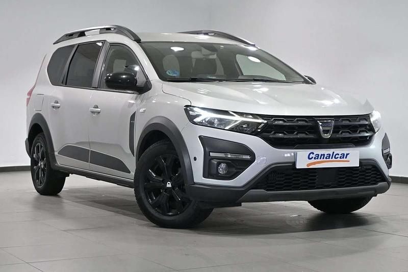 Usado Dacia Jogger Extreme 101 CV (74 kW) 2022 Gris Monovolumen