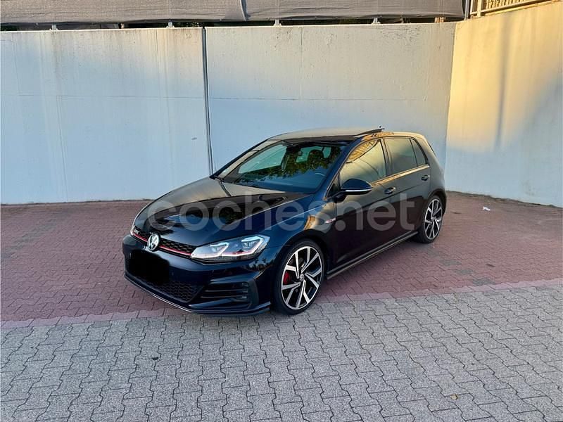 Negro Usado 2018 VW Golf VII GTI Berlina | 20.999 € (Super precio) - Imagen 1/4