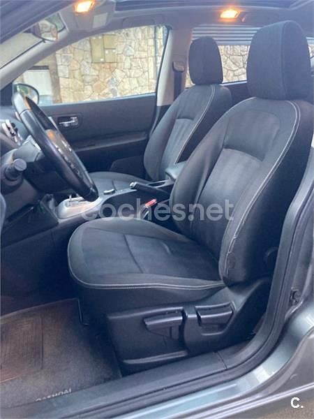 Usado Nissan Qashqai Premium Edition 150 CV (110 kW) 2011 Gris / plata SUV