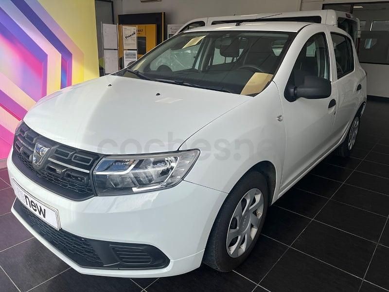 Usado Dacia Sandero Ambiance 73 CV (53 kW) 2018 Blanco Berlina