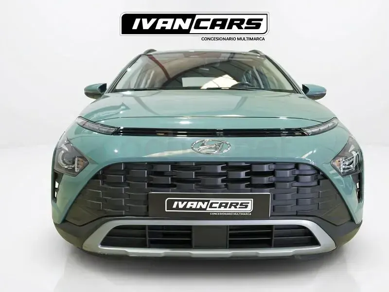 Usado Hyundai Bayon 84 CV (61 kW) 2023 Verde SUV
