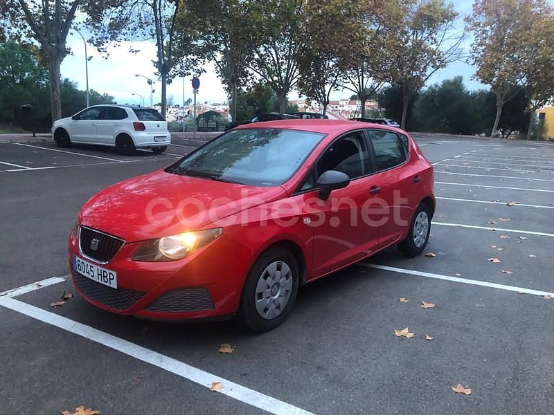 Rojo Usado 2011 Seat Ibiza Berlina | 5300 € (Buen precio) - Imagen 1/4