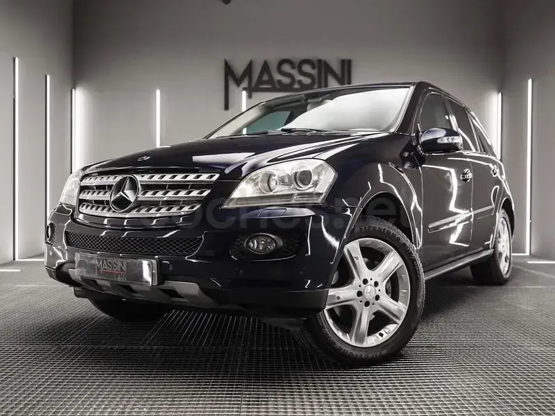 Usado Mercedes ML320 224 CV (164 kW) 2008 Azul SUV