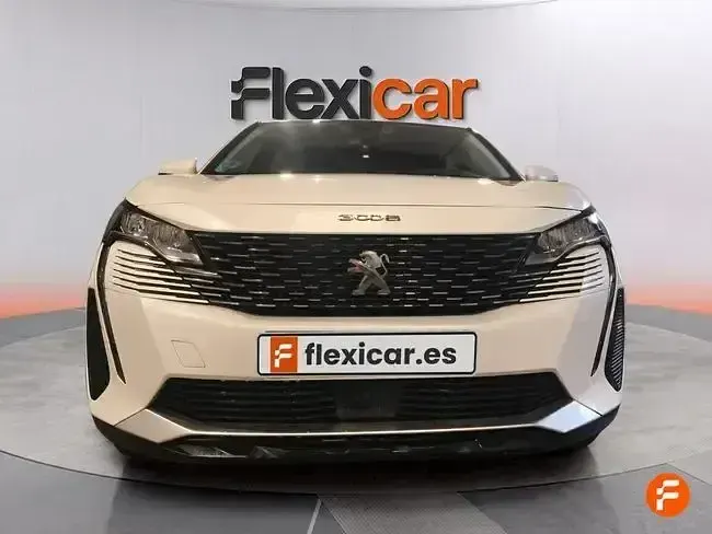 Usado Peugeot 3008 Active 130 CV (95 kW) 2021 Blanco SUV