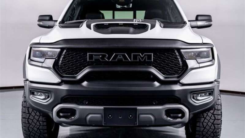 Usado RAM 1500 721 CV (530 kW) 2024 Blanco Recogida