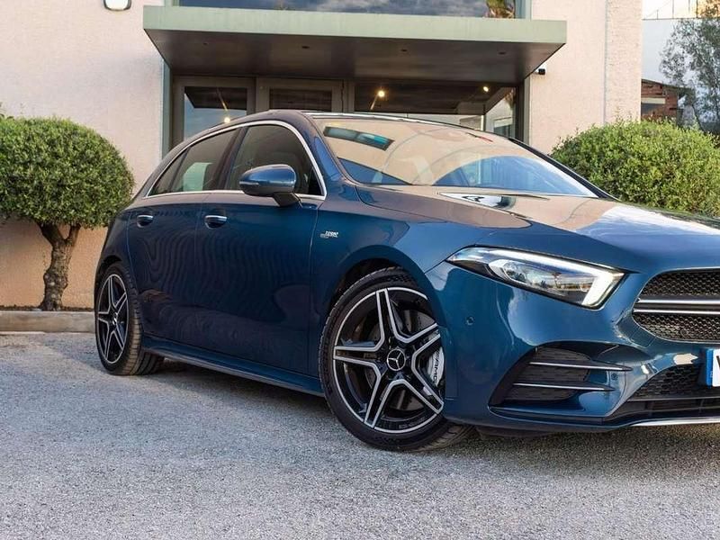 Usado Mercedes A35 AMG AMG 306 CV (225 kW) 2020 Azul Utilitario