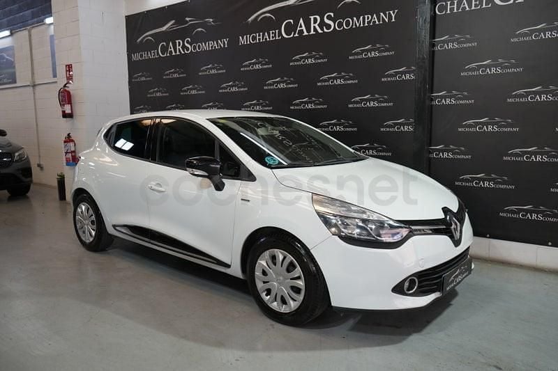 Usado Renault Clio IV LIMITED 75 CV (55 kW) 2016 Blanco Berlina