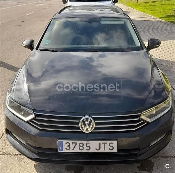 Negro Usado 2016 VW Passat Edition Familiar | 10.990 € (Buen precio) - Imagen 1/4