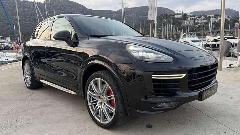 Usado Porsche Cayenne Turbo 520 CV (382 kW) 2016 Negro SUV