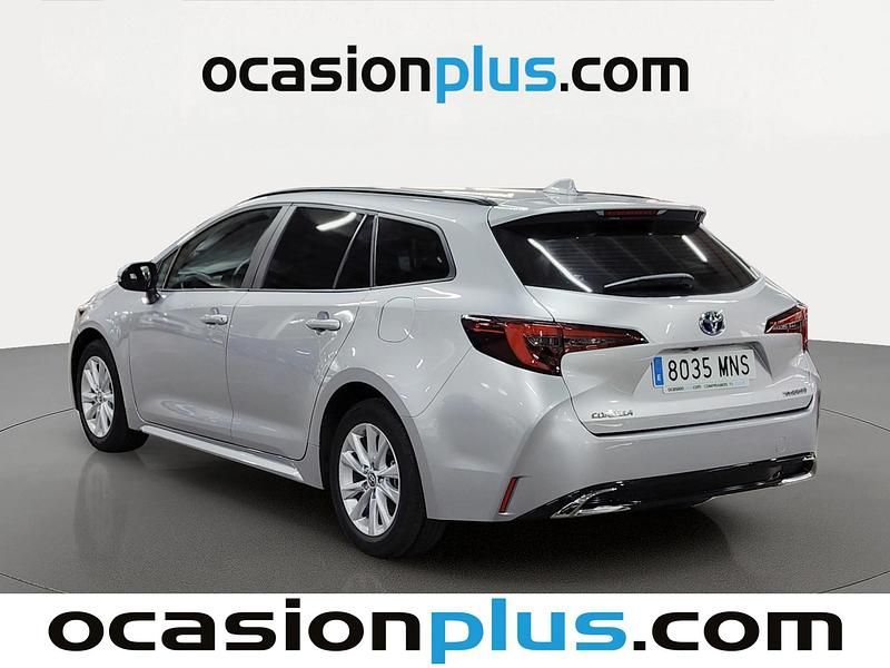 Usado Toyota Corolla Active 140 CV (102 kW) 2024 Gris Familiar