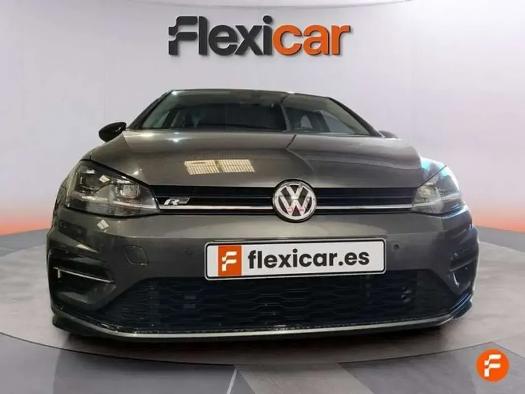 Usado VW Golf VII Sport 150 CV (110 kW) 2018 Gris Familiar
