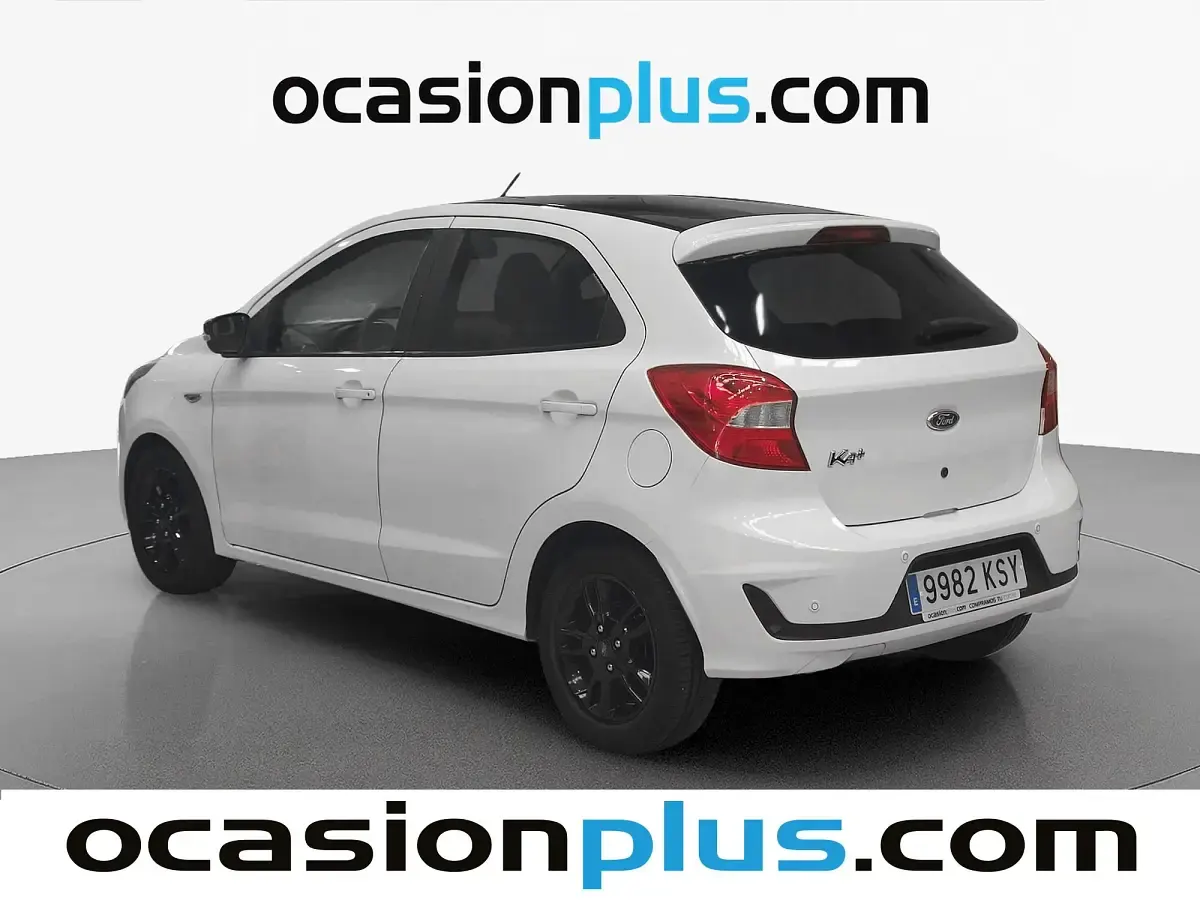 Usado Ford Ka Plus 86 CV (63 kW) 2019 Blanco Utilitario