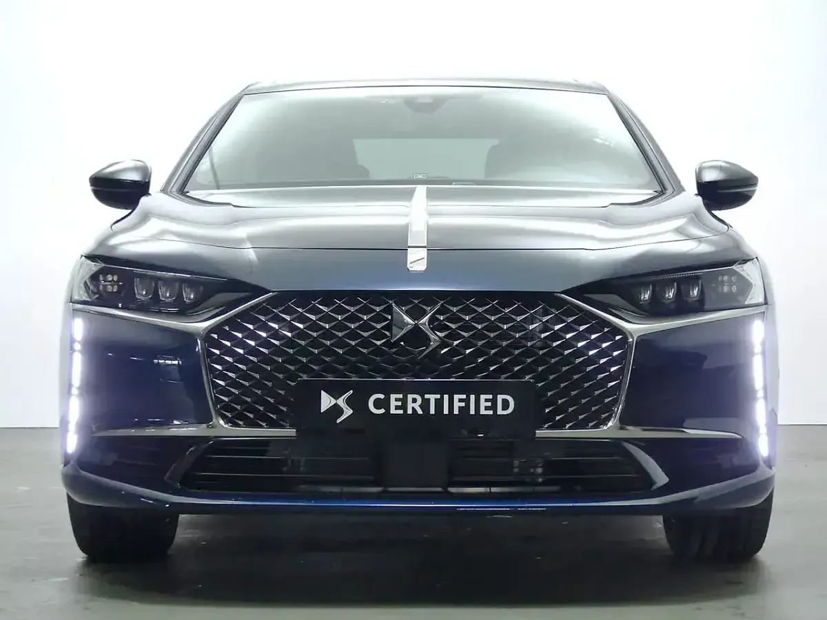 Usado DS Automobiles DS9 Performance Line Plus 225 CV (165 kW) 2021 Azul Berlina