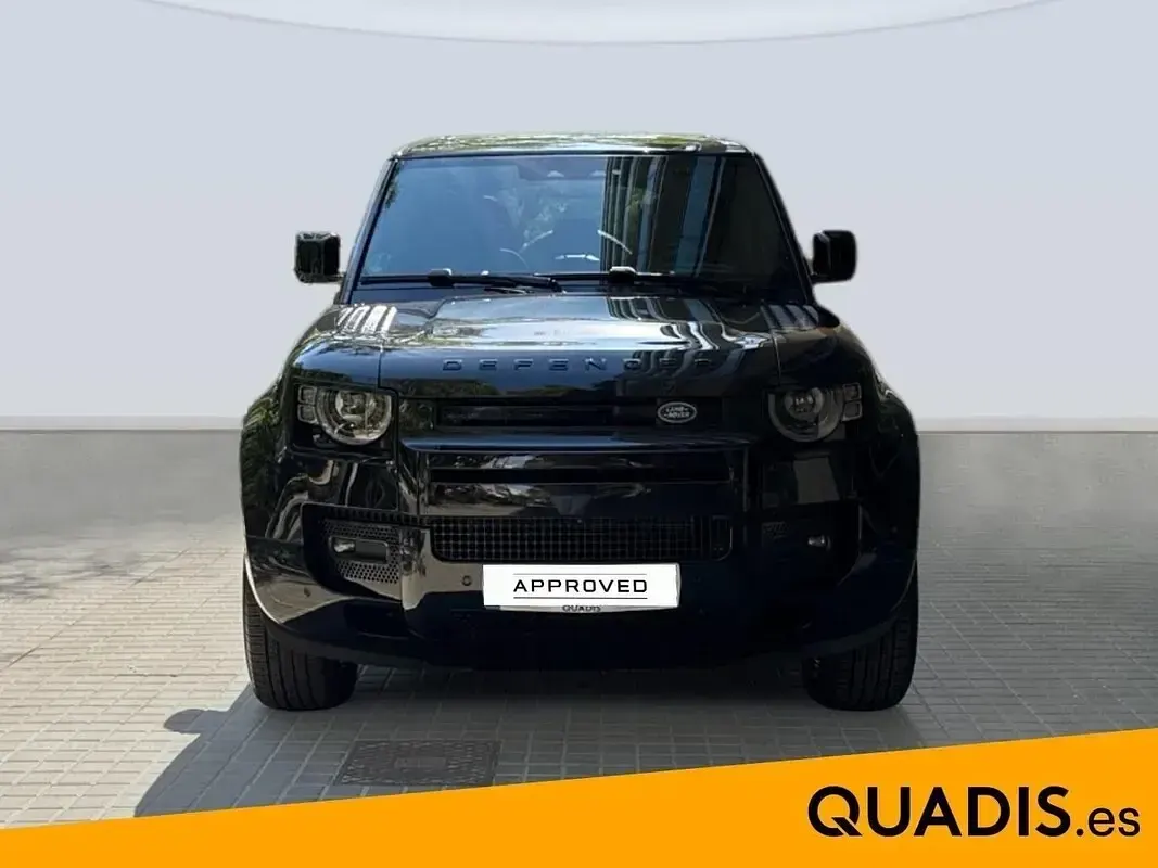 Usado Land Rover Defender SE Dynamic 249 CV (183 kW) 2024 Negro SUV