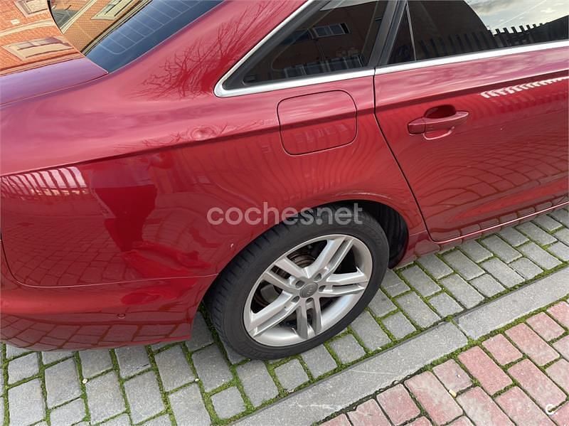 Usado Audi A6 177 CV (130 kW) 2012 Rojo Berlina