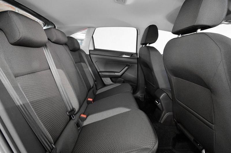 Usado VW Taigo 95 CV (69 kW) 2023 Gris ascot SUV