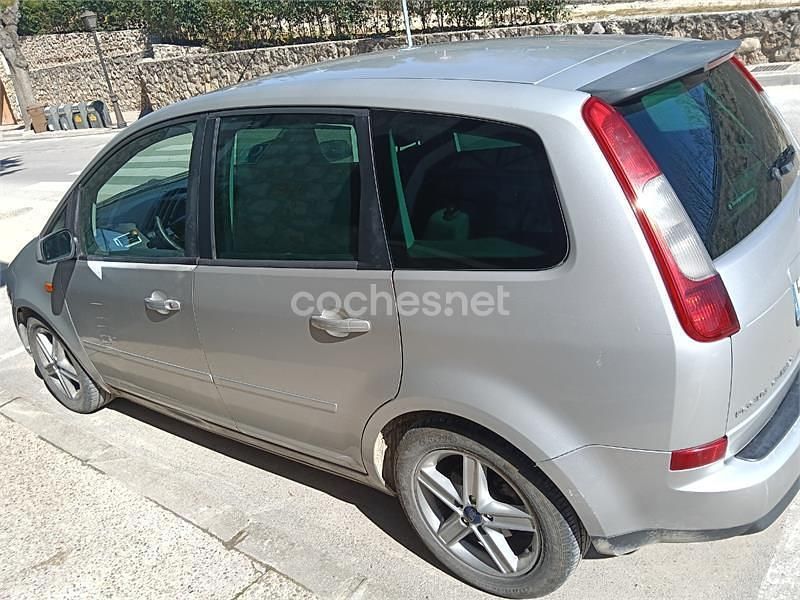 Usado Ford C-MAX Trend 109 CV (80 kW) 2007 Gris / plata Monovolumen