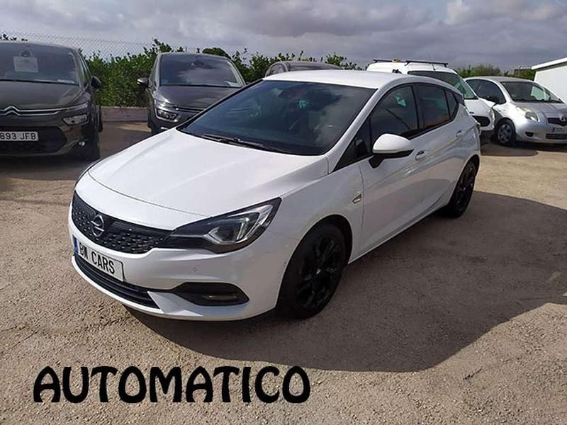 Blanco Usado 2021 Opel Astra Ultimate Utilitario | 15.990 € (Caro) - Imagen 1/4