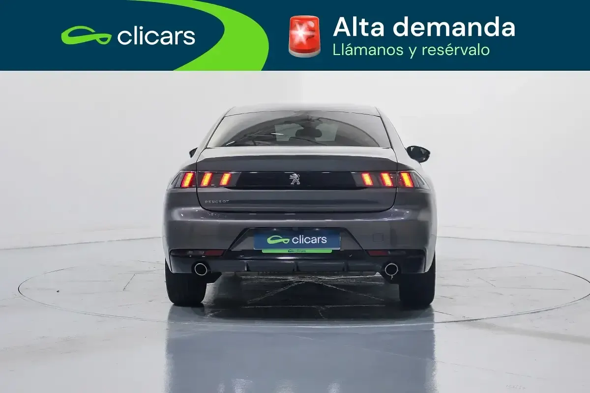 Usado Peugeot 508 Allure 225 CV (165 kW) 2023 Gris / plata Berlina
