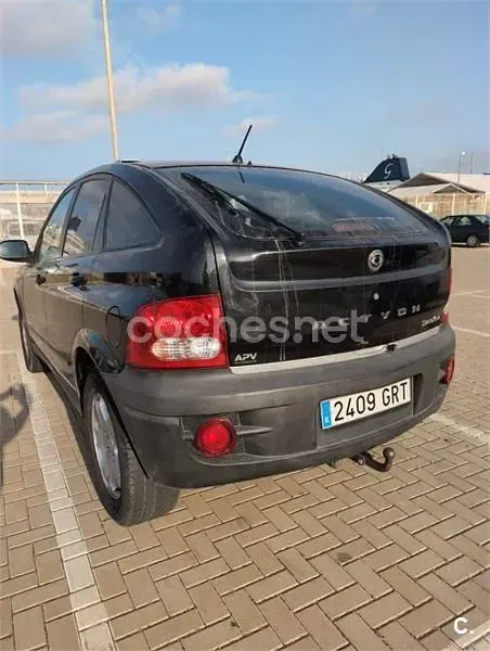 Usado SsangYong Actyon 138 CV (101 kW) 2009 Negro SUV