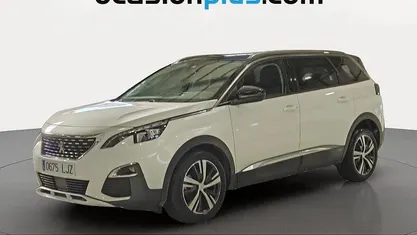Usado Peugeot 5008 Allure 131 CV (96 kW) 2020 Blanco SUV