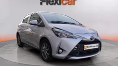 Gris Usado 2018 Toyota Yaris Berlina | 12.490 € (Precio justo)