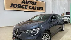 Gris Usado 2018 Renault Mégane IV Business Berlina | 9800 € (Precio justo)