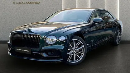 Usado Bentley Flying Spur 549 CV (403 kW) 2023 Berlina