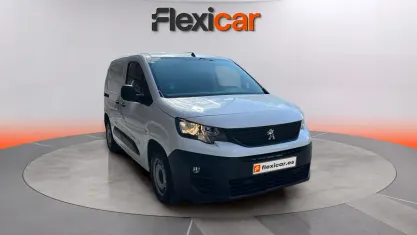 Usado Peugeot Partner 102 CV (75 kW) 2021 Blanco Monovolumen