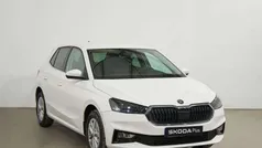 Blanco Usado 2024 Skoda Fabia Selection Utilitario | 16.900 € (Precio justo)