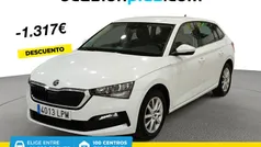 Blanco Usado 2021 Skoda Scala Ambition Utilitario | 13.990 € (Precio justo)