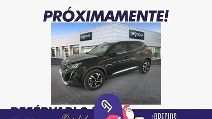 Käytetty Peugeot e-2008 Allure 100 kW (136 HP) 2021 Musta Katumaasturi