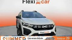 Blanco Usado 2023 Dacia Sandero Essentiel Utilitario | 14.290 € (Precio justo)
