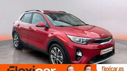 Usado Kia Stonic 101 CV (74 kW) 2019 Rojo SUV