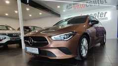 Beige Usado 2022 Mercedes CLA200 Shooting Brake Familiar | 33.900 € (Precio justo)