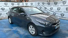 Gris Usado 2024 Kia Ceed Familiar | 17.900 € (Precio justo)