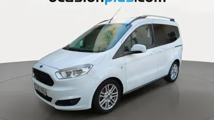 Usado Ford Tourneo Courier Titanium 102 CV (75 kW) 2017 Blanco Monovolumen