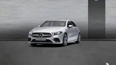Gris / plateado Usado 2021 Mercedes A200 AMG line Berlina | 27.900 € (Precio justo)