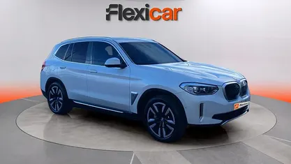 Usado BMW iX3 210 kW (286 CV) 2021 Blanco SUV