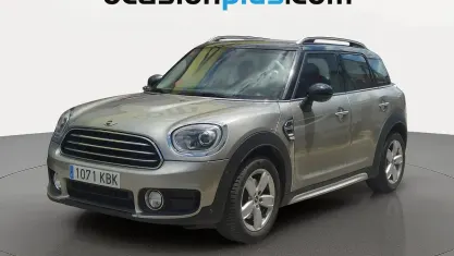 Usado Mini Cooper D 150 CV (110 kW) 2017 Gris plata Utilitario