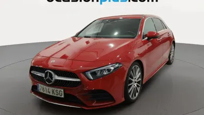 Usado Mercedes A180 AMG 116 CV (85 kW) 2018 Rojo Utilitario